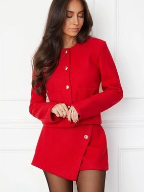 Women's Red Cropped Button Blazer